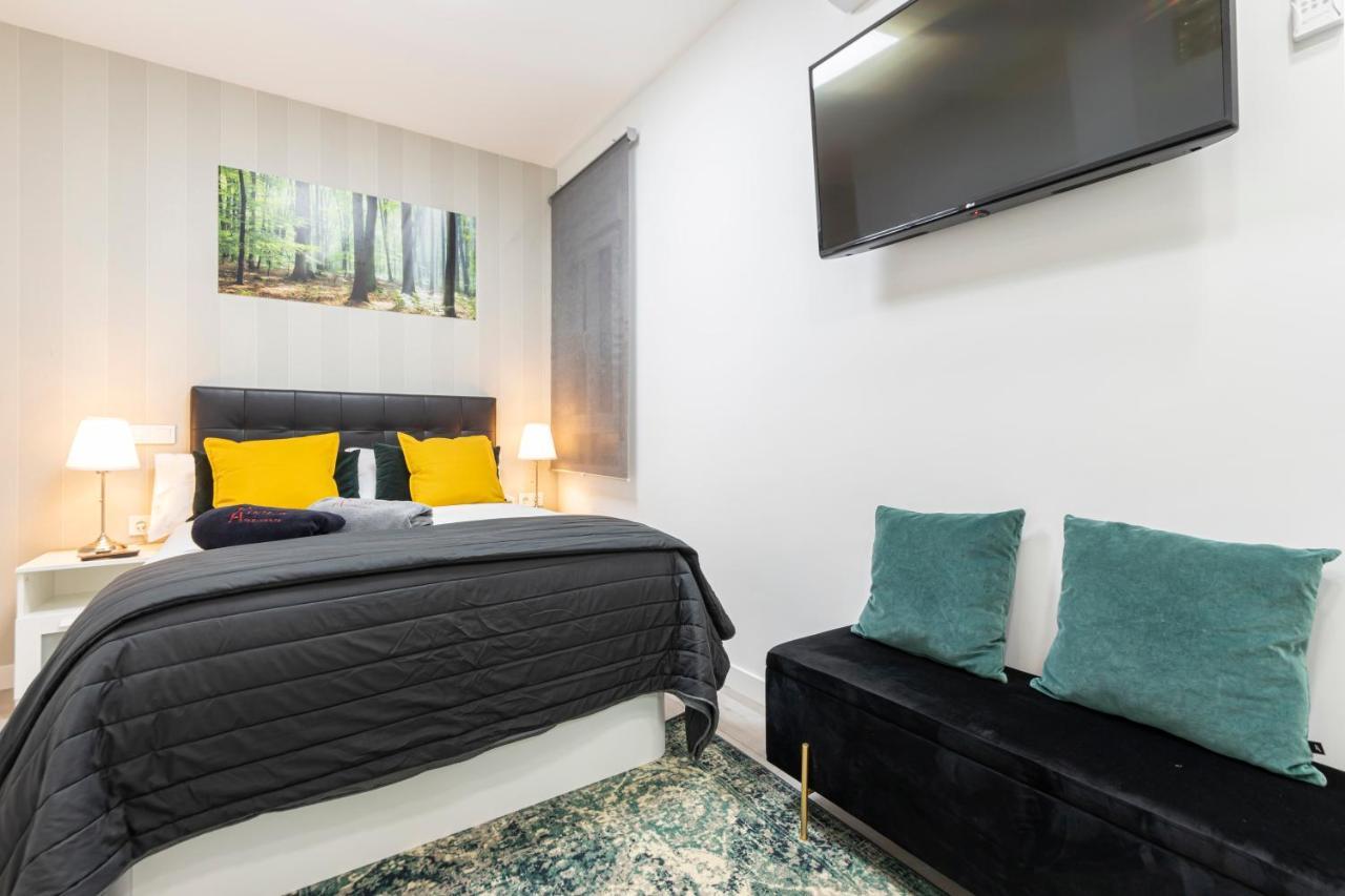 Madrid Rio Apartment Exterior photo